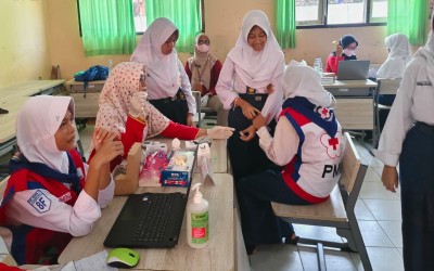 13 ANGGOTA PMR MADYA SMPN 4 GOMBONG SUKSESKAN CKG 2026